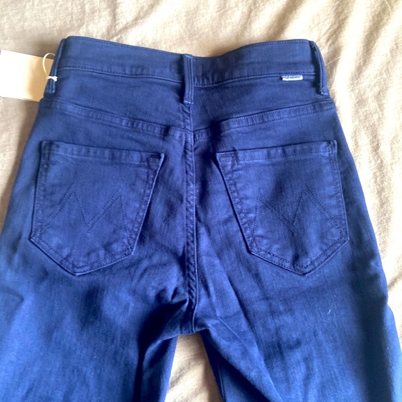 MOTHER Denim Jean “The Seamed Swooner Skimp” in Patriot Blue Size 24 - Picture 4 of 5